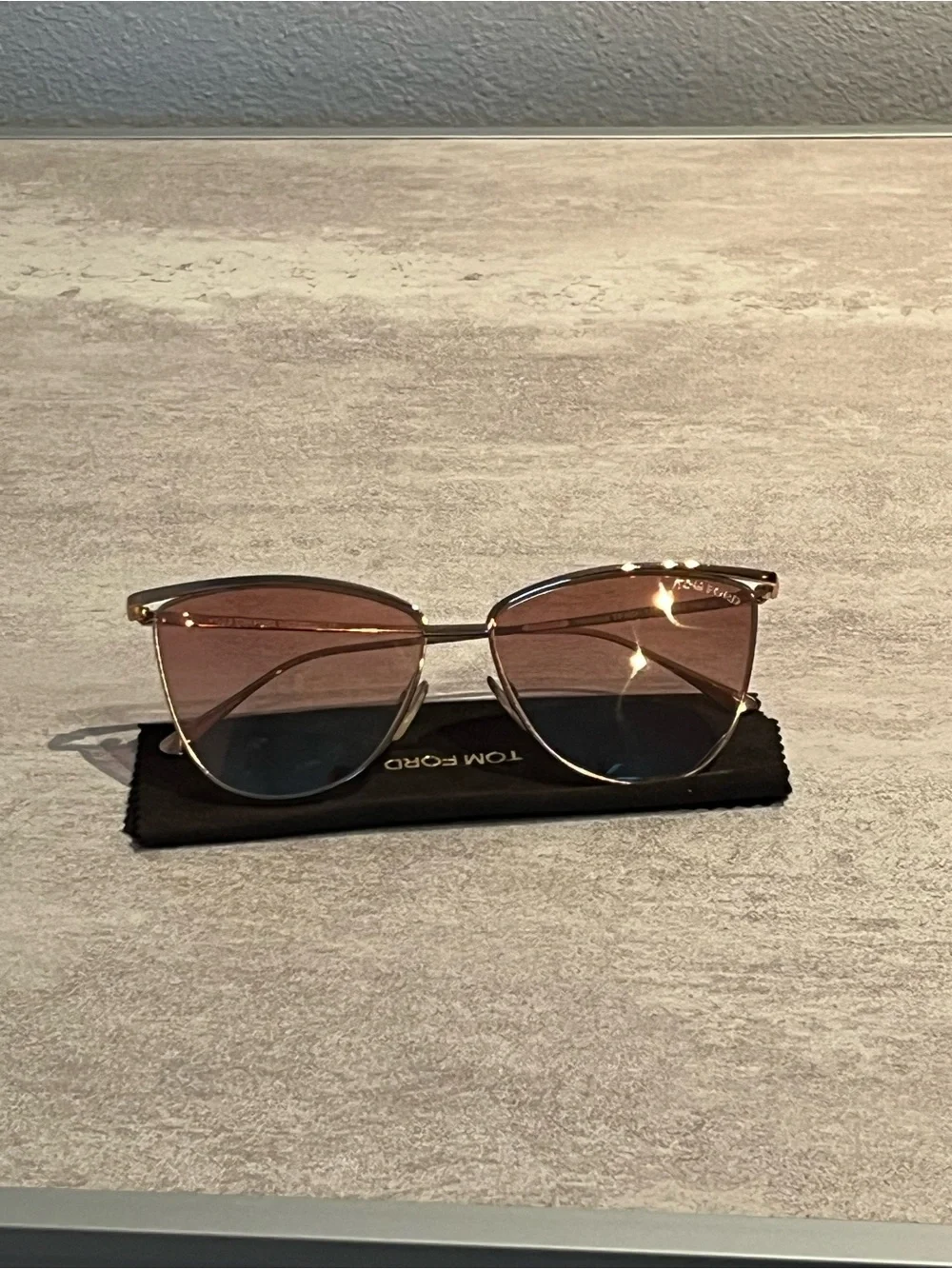 Tom Ford x Veronica tf684, women's oversized cat-eye